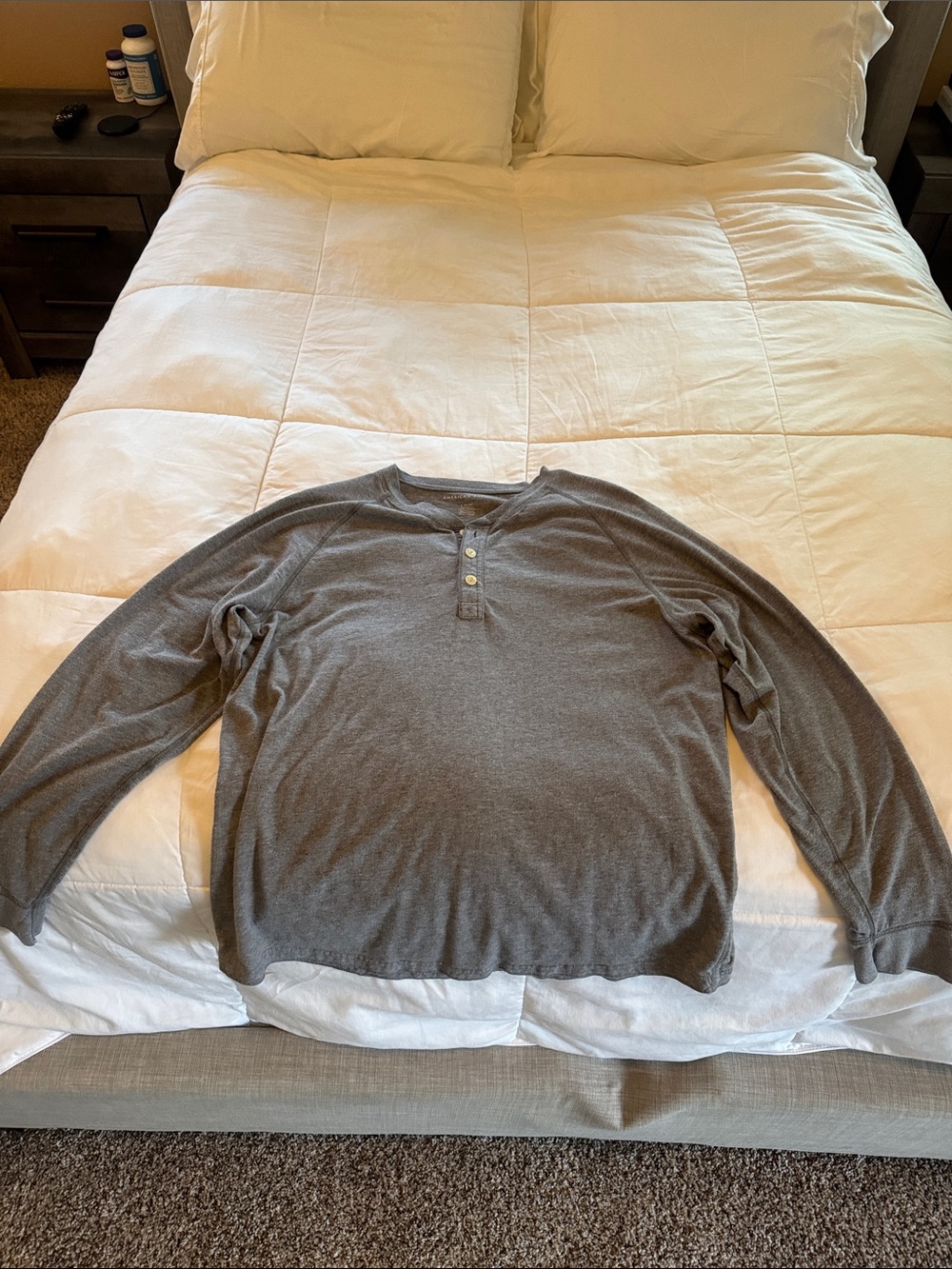American Eagle Outfitters Gray Long-Sleeve Henley